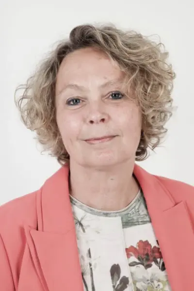Sandra Jansen”></span></a></li>
		<li role=
