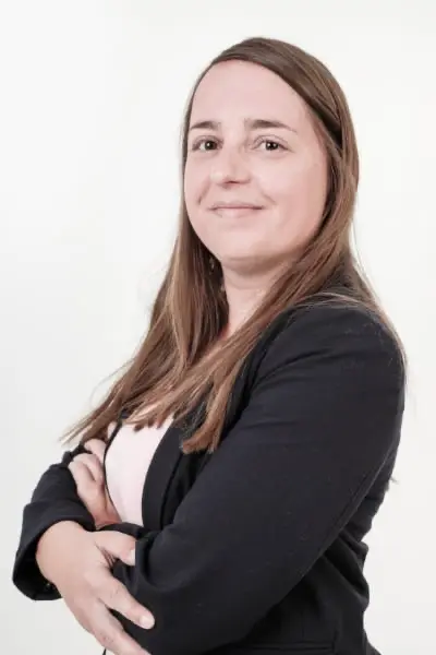 Shelley van den Bosch”></span></a></li>
		<li role=
